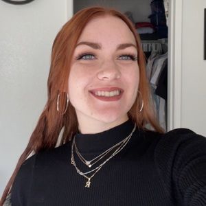 Meet your Posher, Hailey